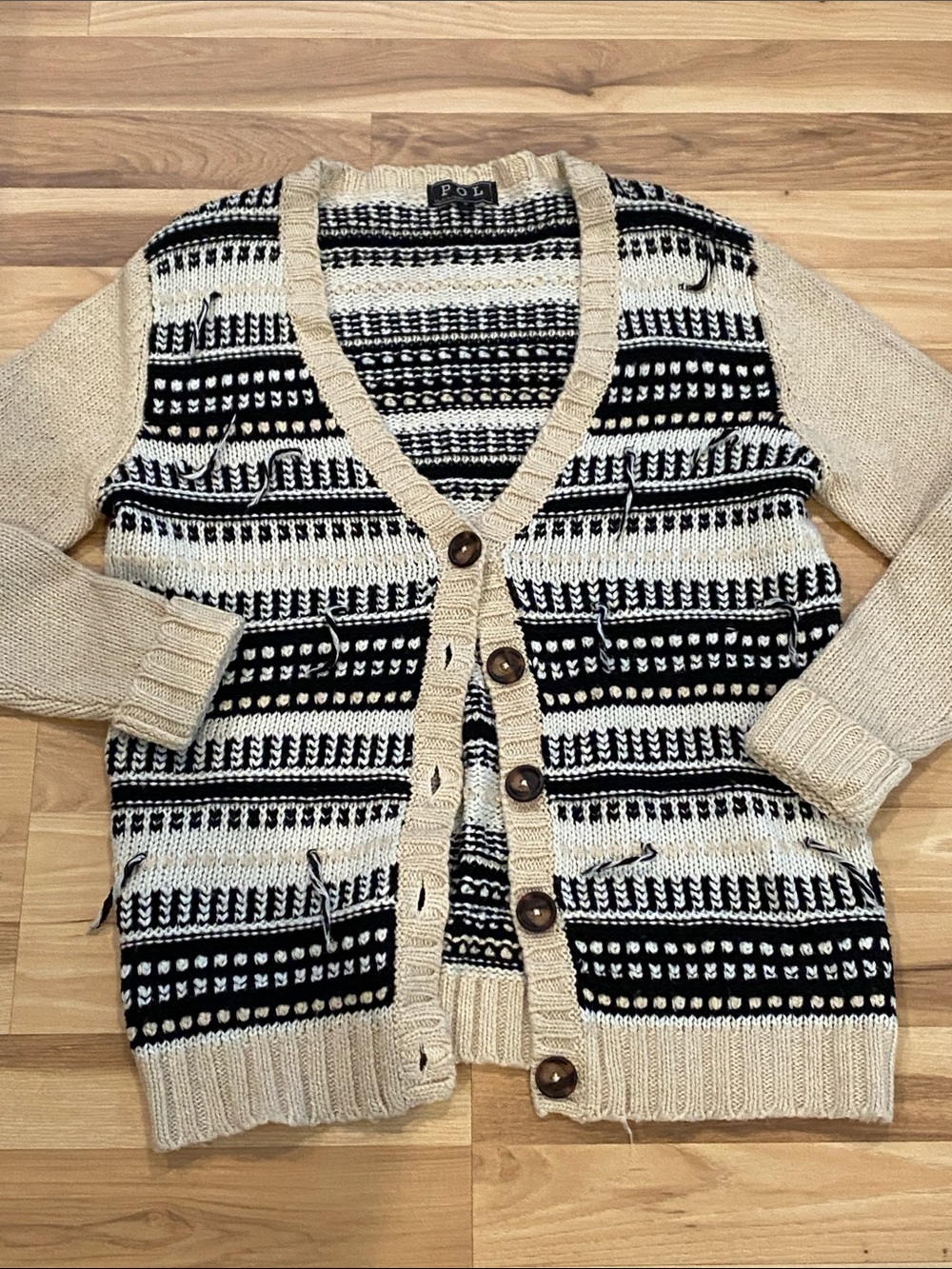 POL Black and Beige Patterned V-Neck Cardigan NWOT Sz Small